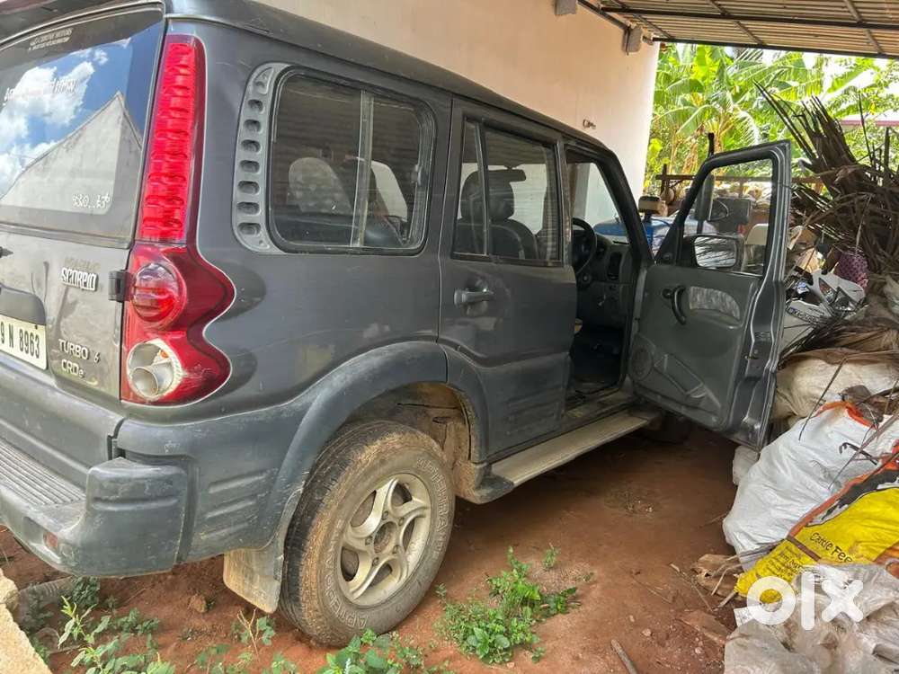 Mahindra Scorpio 2006