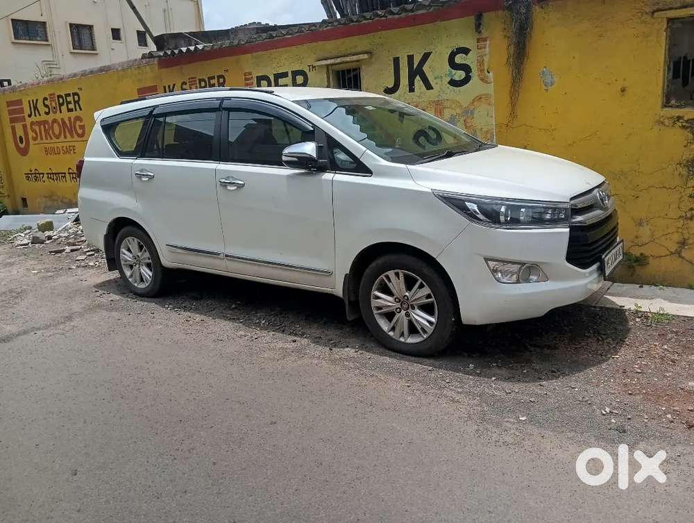 Toyota Innova Crysta 2.8 Zx 2016