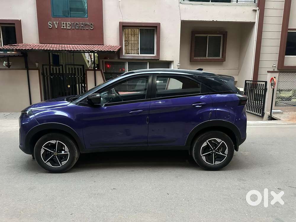 Tata Nexon Fearless S Purple 1.2 Revotron Petrol 6mt Dual Tone, 2023..
