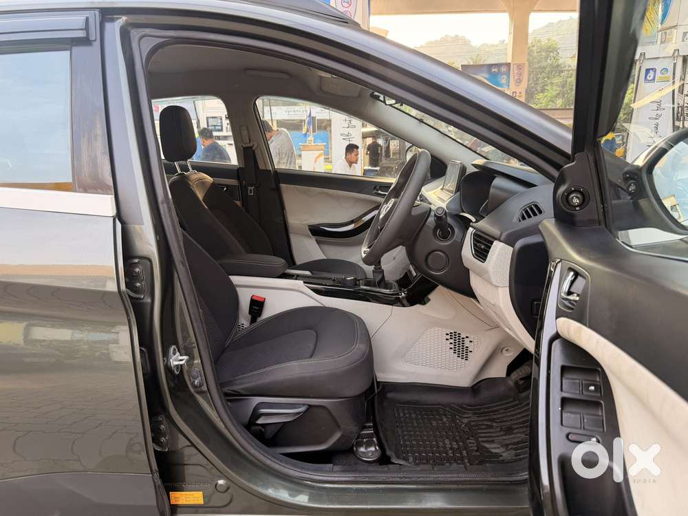 Tata Nexon 1.2 Revotron Xz Plus, 2020, Petrol
