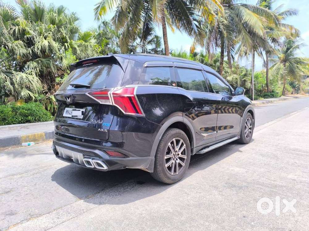 Mahindra Xuv700 2.0 Ax 7 Petrol At Str, 2024, Petrol