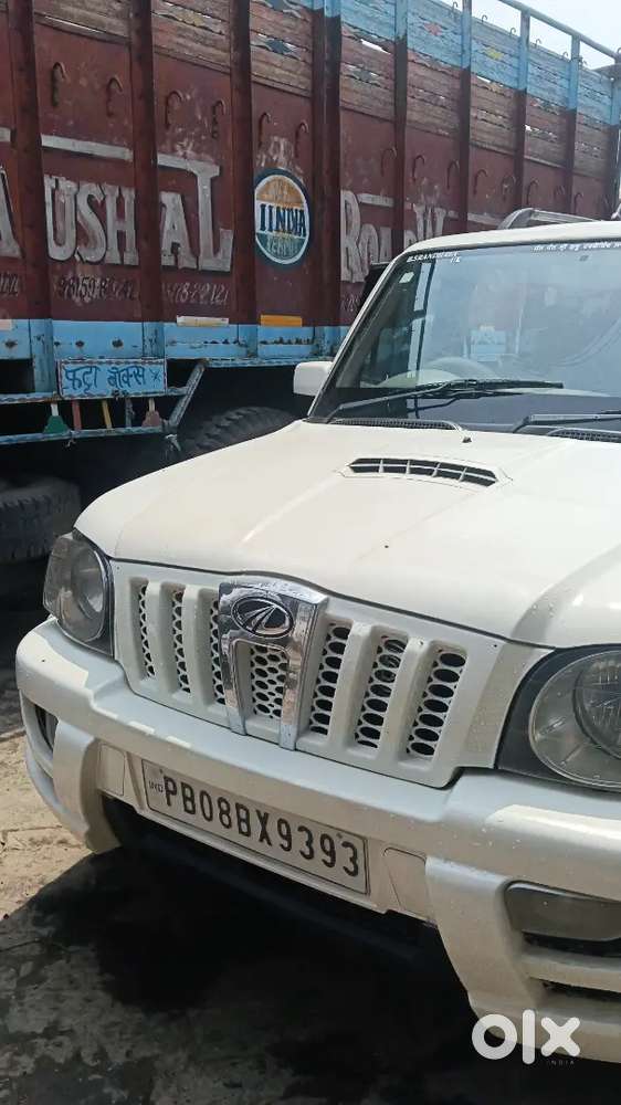 Mahindra Scorpio 2012