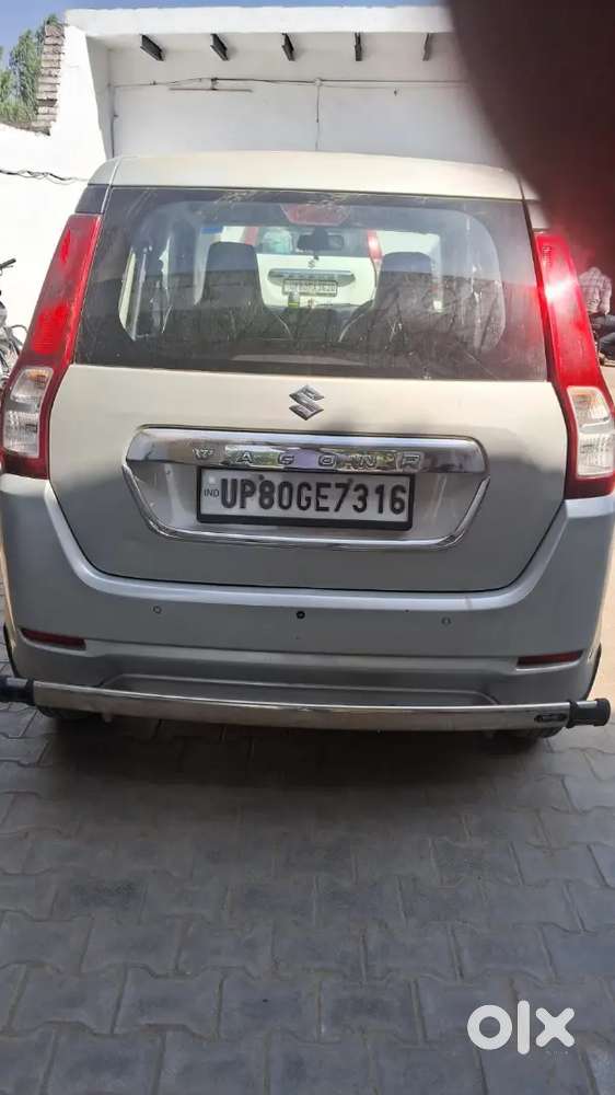 Teacher's Single Hand Driven Car, Want To Switch To Ev Car