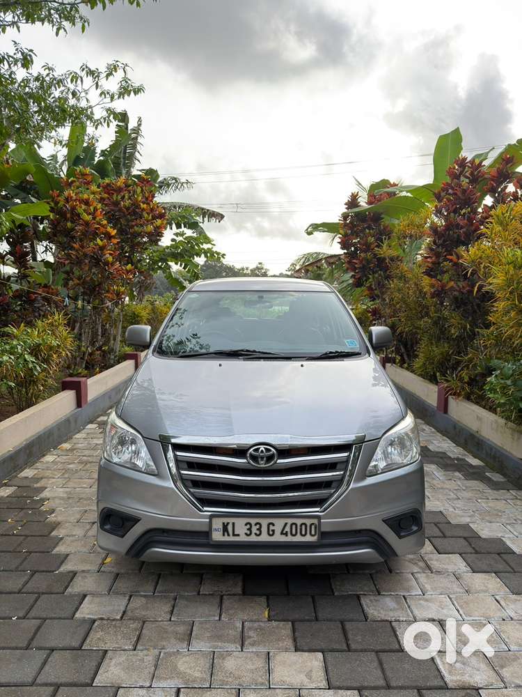 Toyota Innova 2015 Low Kilometres