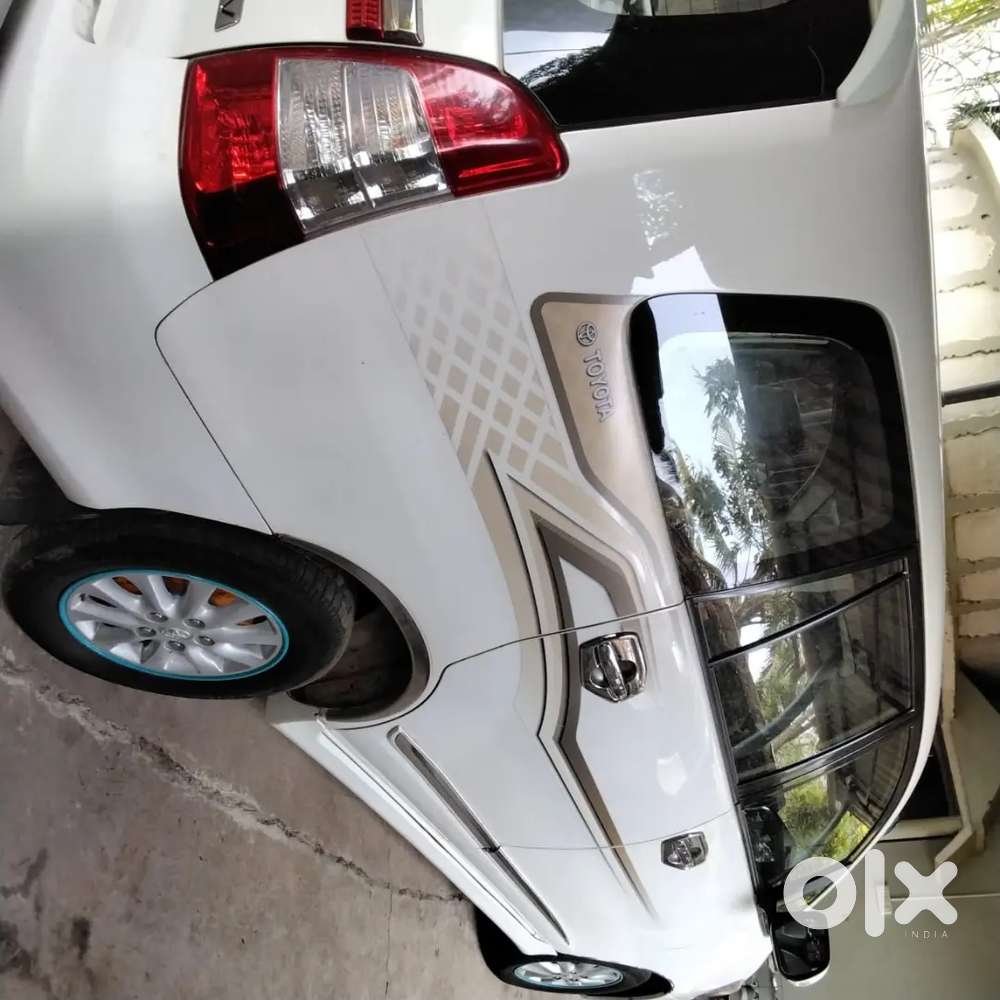 Toyota Innova 2.5 Vx 2014