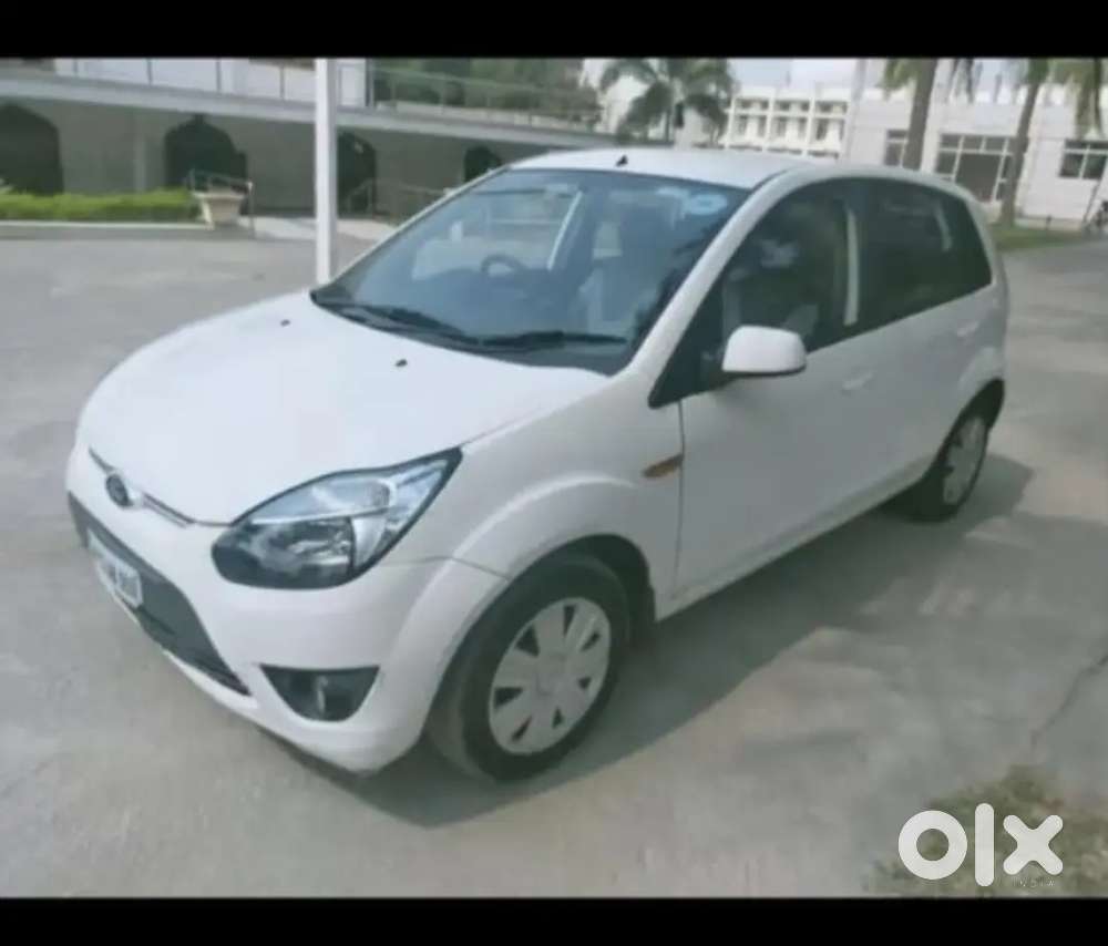 Ford Figo Petrol Zxi 2012 Manual