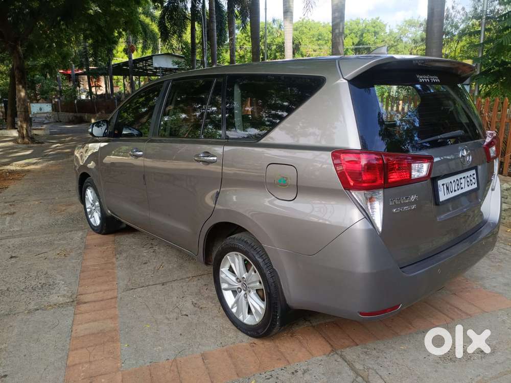 Toyota Innova Crysta 2.8z Automatic, 2016, Diesel