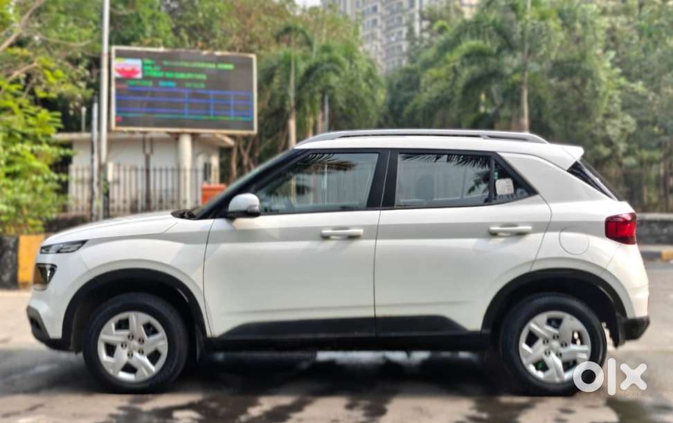 Hyundai Venue 1.2 S Plus, 2021, Petrol