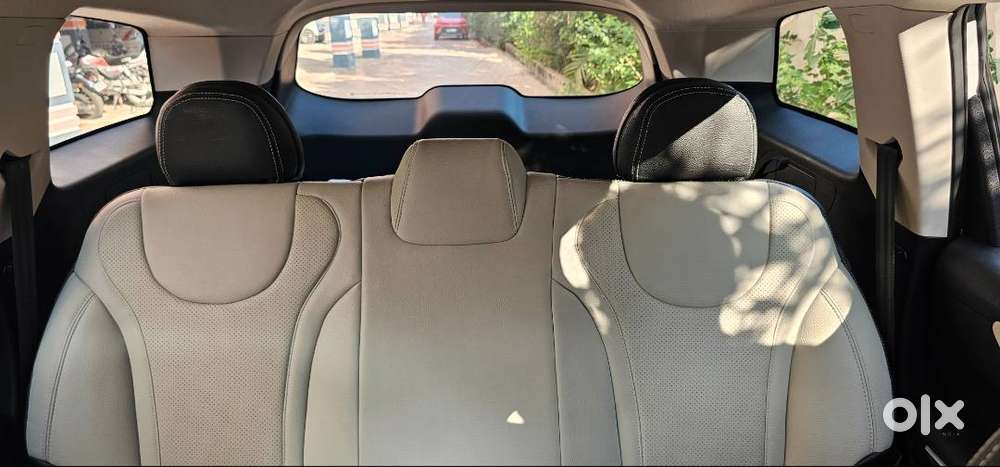 Mahindra Xuv 700 2.0 L Turbo Petrol Mx  5 Seater  Variant For Sale