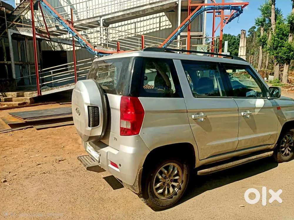 Mahindra Tuv 300 2015 Diesel 160000 Km Driven