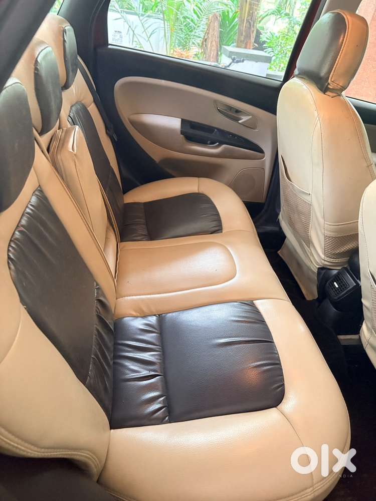 Fiat Linea Emotion 2010 Year