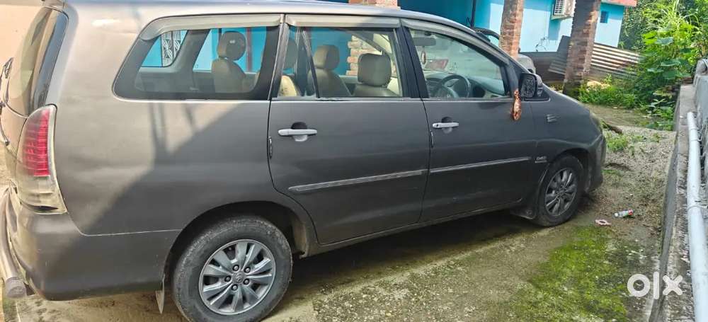 Toyota Innova Diesel 2010 Year