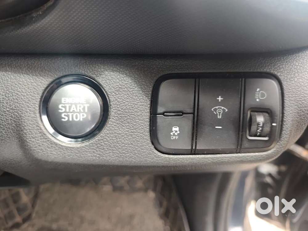 Hyundai Venue 1.0 Sx (o) Turbo Dct, 2020, Petrol