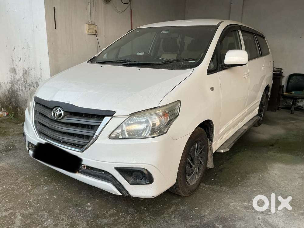 Toyota Innova 2.5 G (diesel) 8 Seater, 2016, Diesel