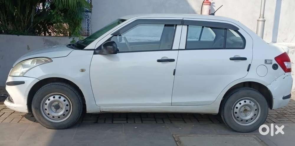 Maruti Suzuki Swift Dzire Vxi, 2020, Petrol