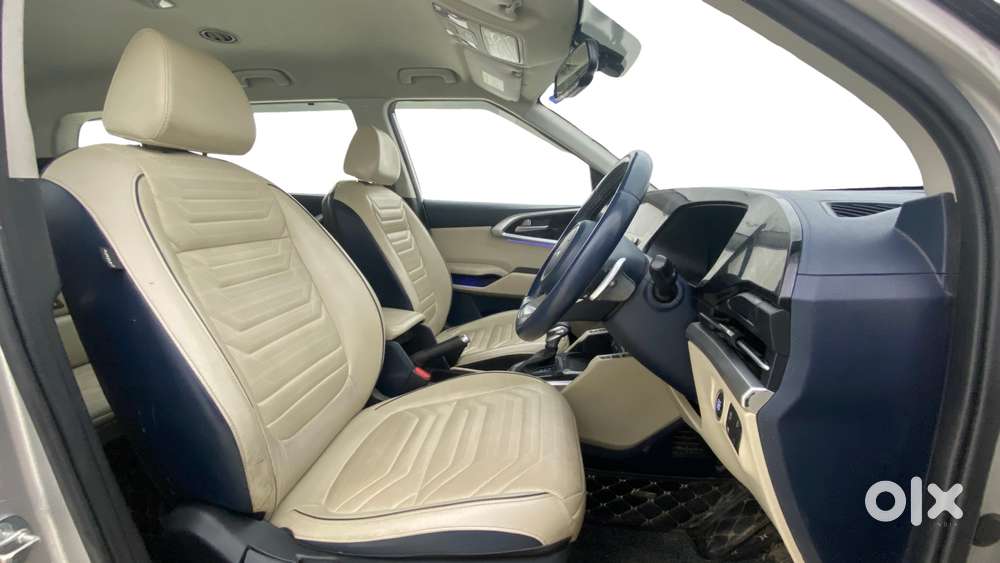 Kia Carens 1.5 Luxury Plus Diesel At 7 Str, 2023, Diesel