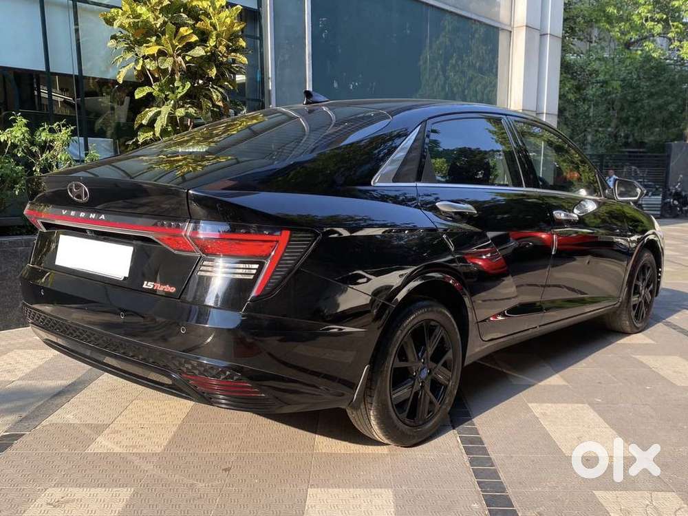 Hyundai Verna 1.5 Sx (o) Turbo Petrol Mt, 2023, Petrol