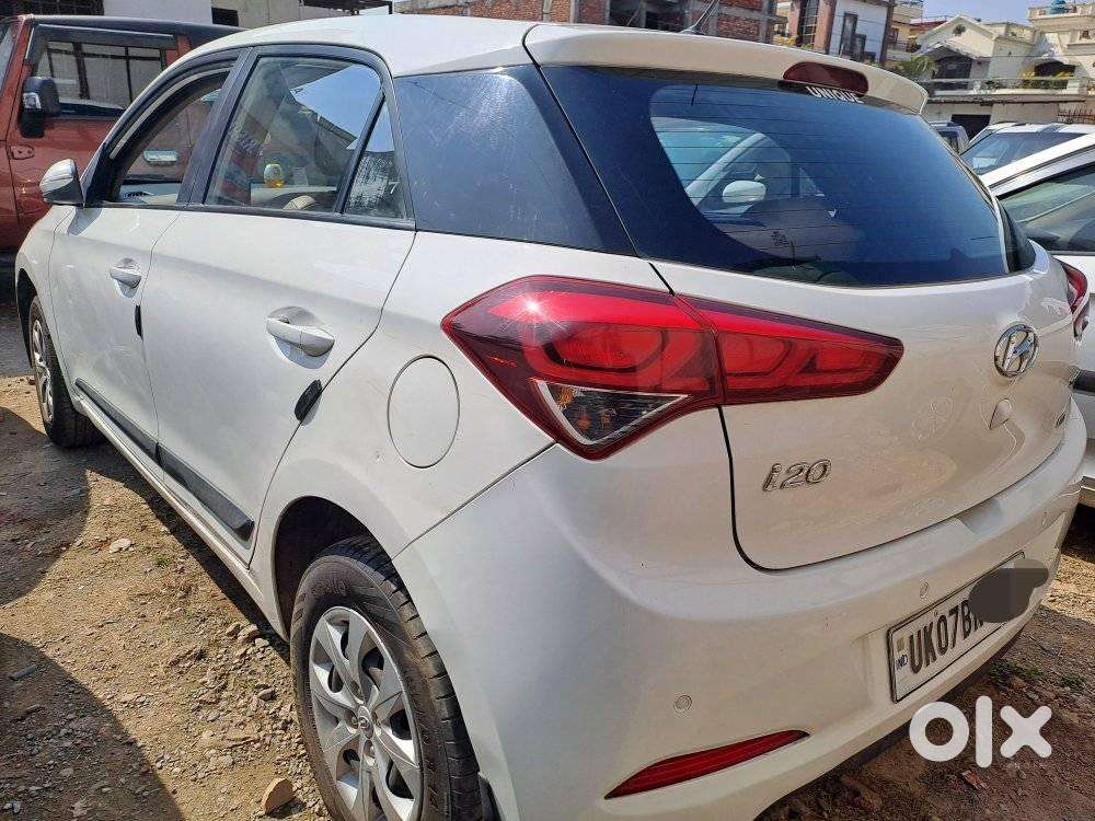 Hyundai I20 Sportz Plus Diesel, 2015, Diesel