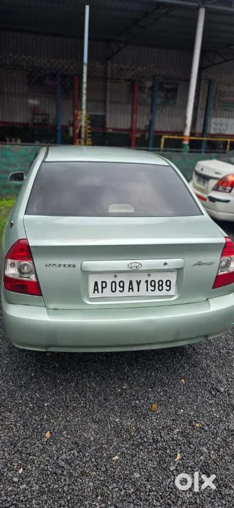 Hyundai Accent Petrol At 2005