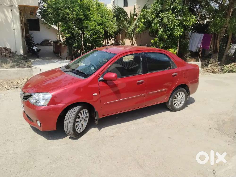 ब्रँड न्यू टायर