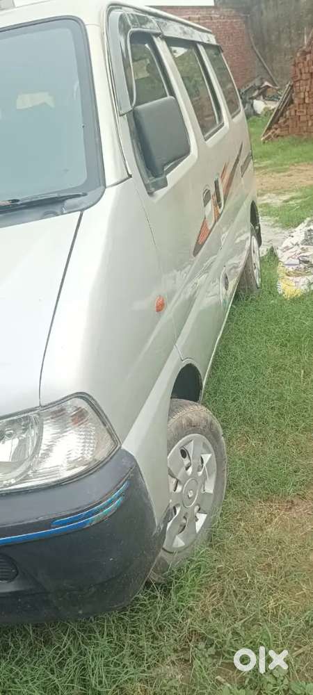 Gadi Best Hai Bus Mere Pass 2 Hai