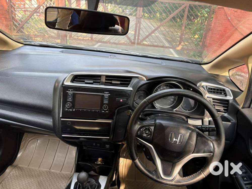 Honda Jazz V Mt Privilege, 2017, Cng & Hybrids