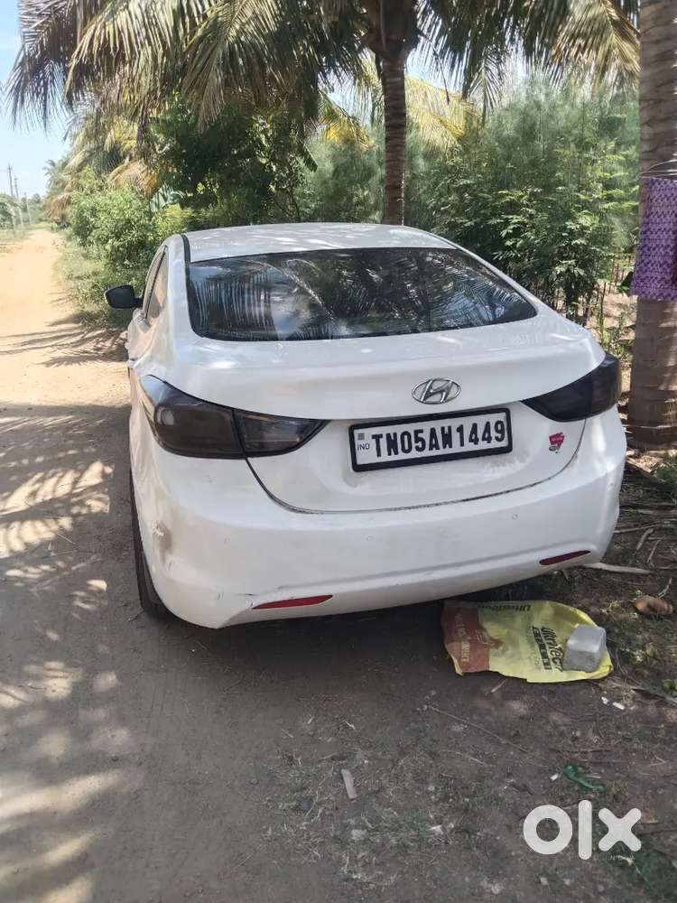 Hyundai Elantra 2013