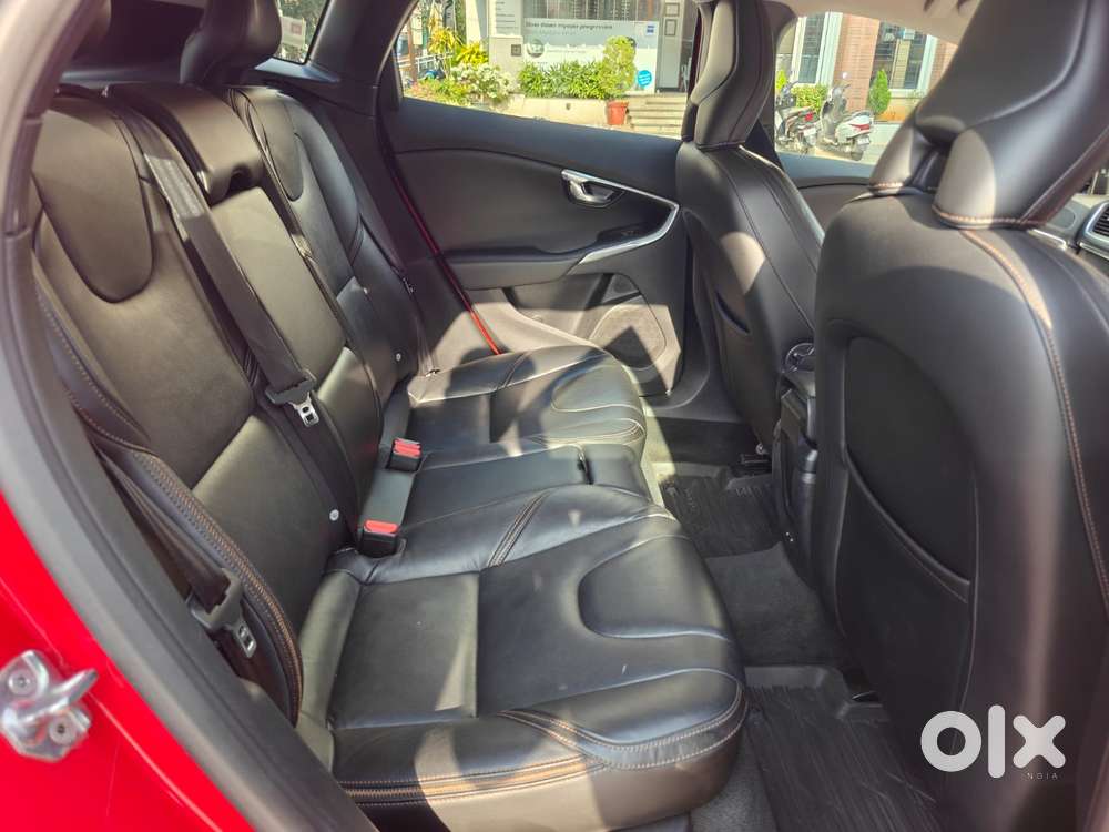 Volvo V40 Cross Country D3, 2018, Diesel
