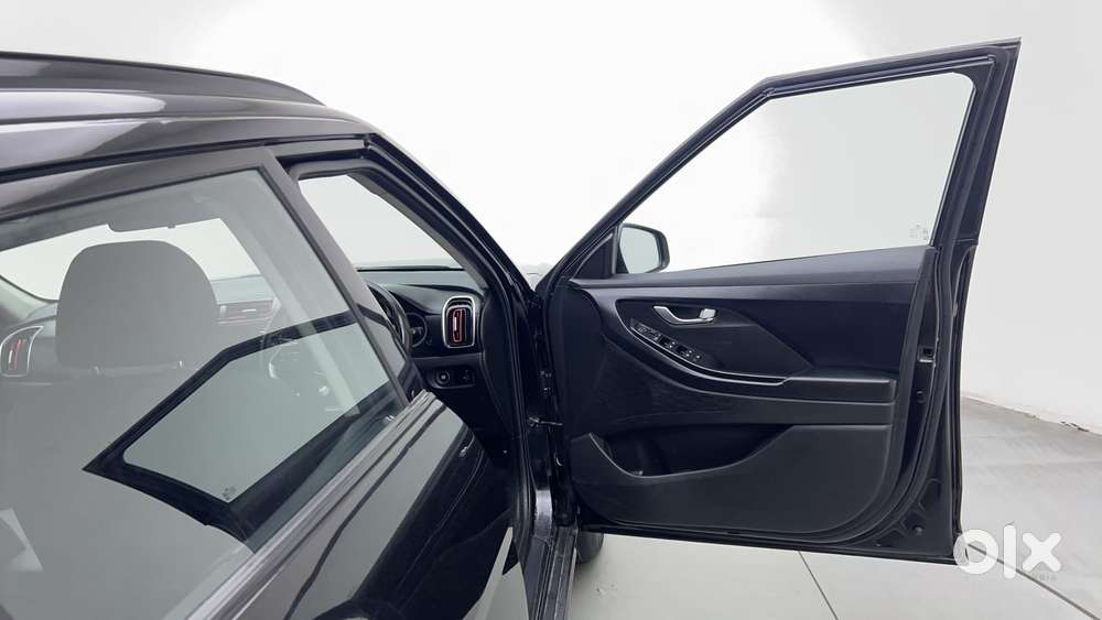 Hyundai Creta 1.5 S Plus Knight Petrol, 2023, Petrol