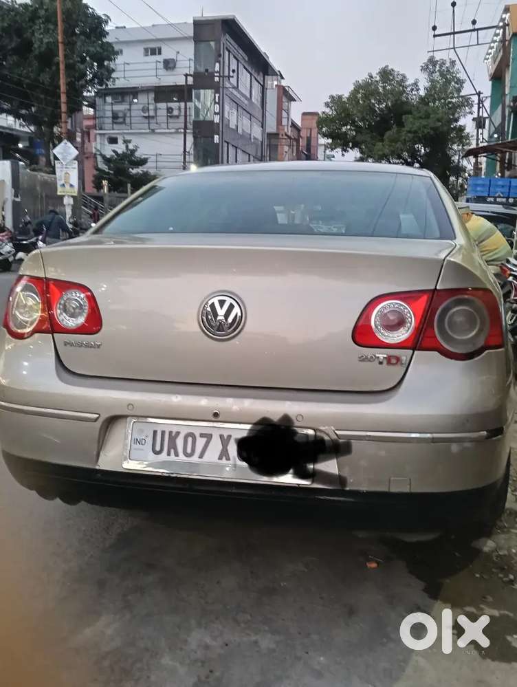 Volkswagen Passat 2009 Diesel 90000 Km Driven