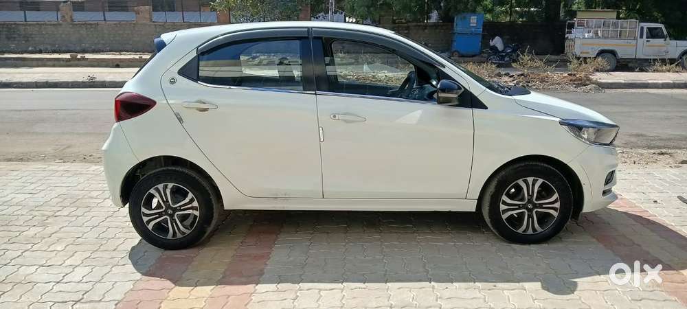 Tata Tiago 1.2 Revotron Xt Cng, 2024, Cng & Hybrids