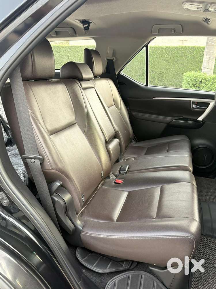 Toyota Fortuner 4x2 Mt 2.8 Diesel, 2020, Petrol