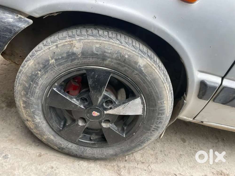 Maruti Suzuki 800 2005 Petrol Well Maintained