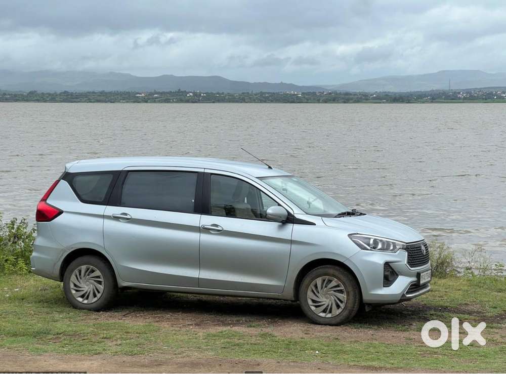 2024 Toyota Rumion Automatic, 36k Kms, Silver, 1st Owner