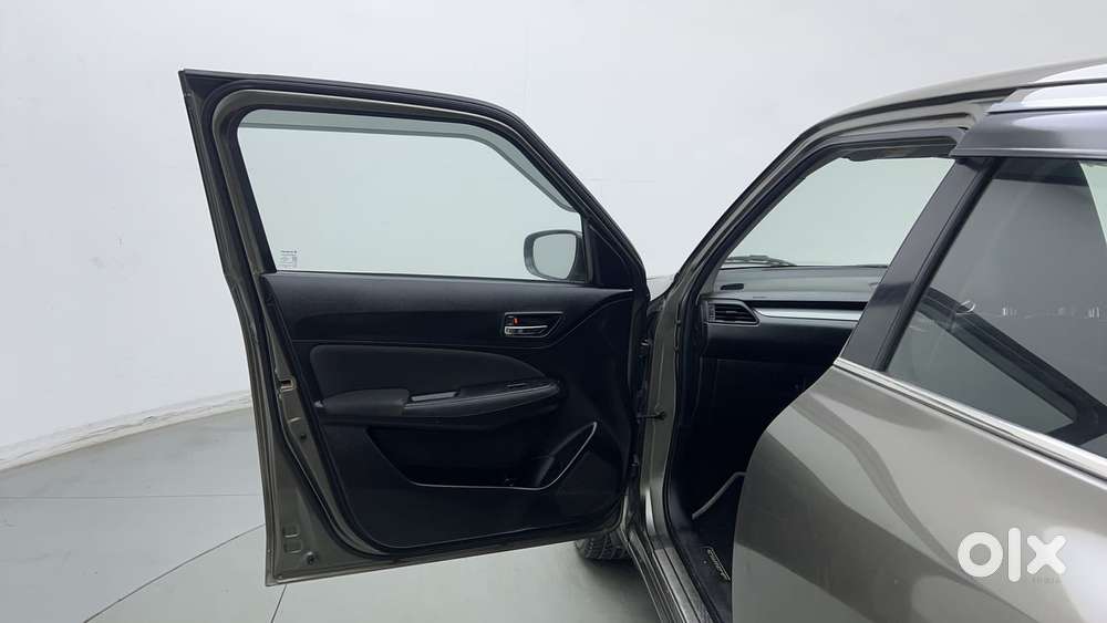 Maruti Suzuki Swift Vvt Vxi, 2018, Petrol