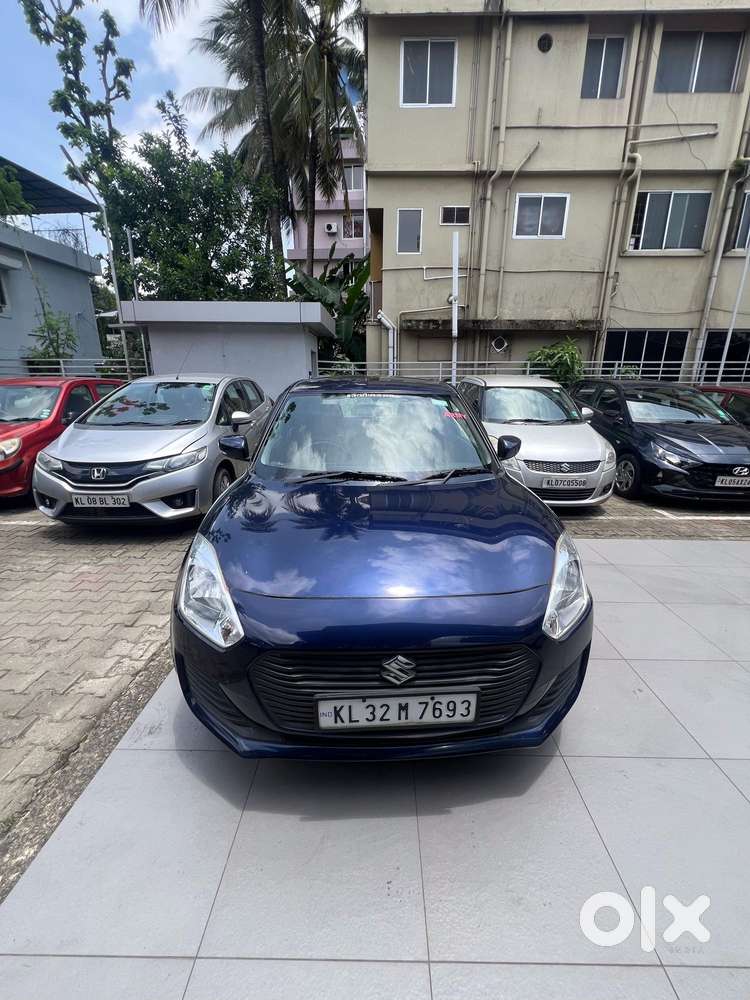 Maruti Suzuki Swift Vxi Ags, 2018, Petrol