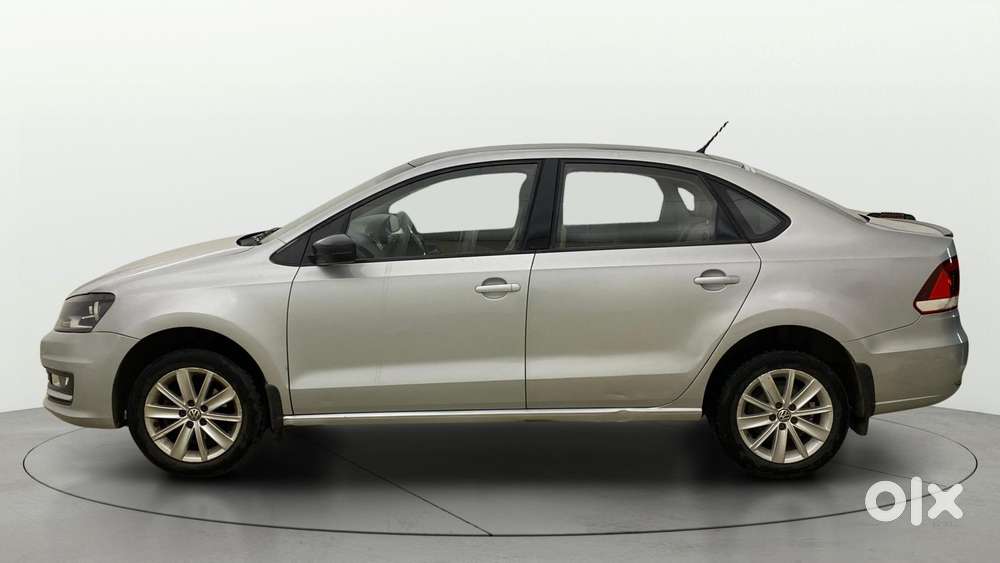 Volkswagen Vento 1.6 Highline, 2016, Petrol