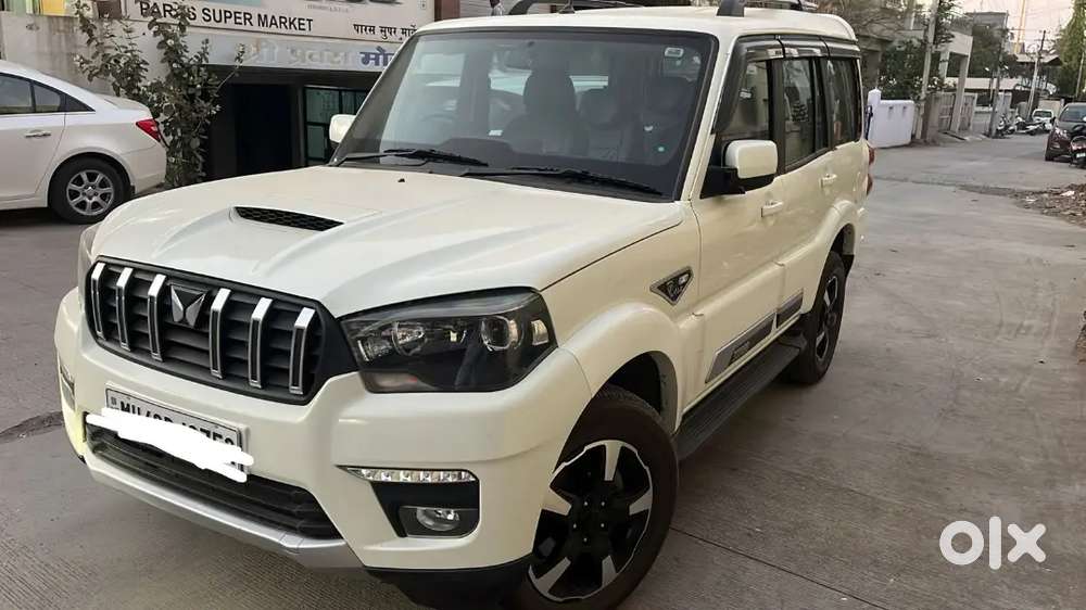 Mahindra Scorpio Classic 2023