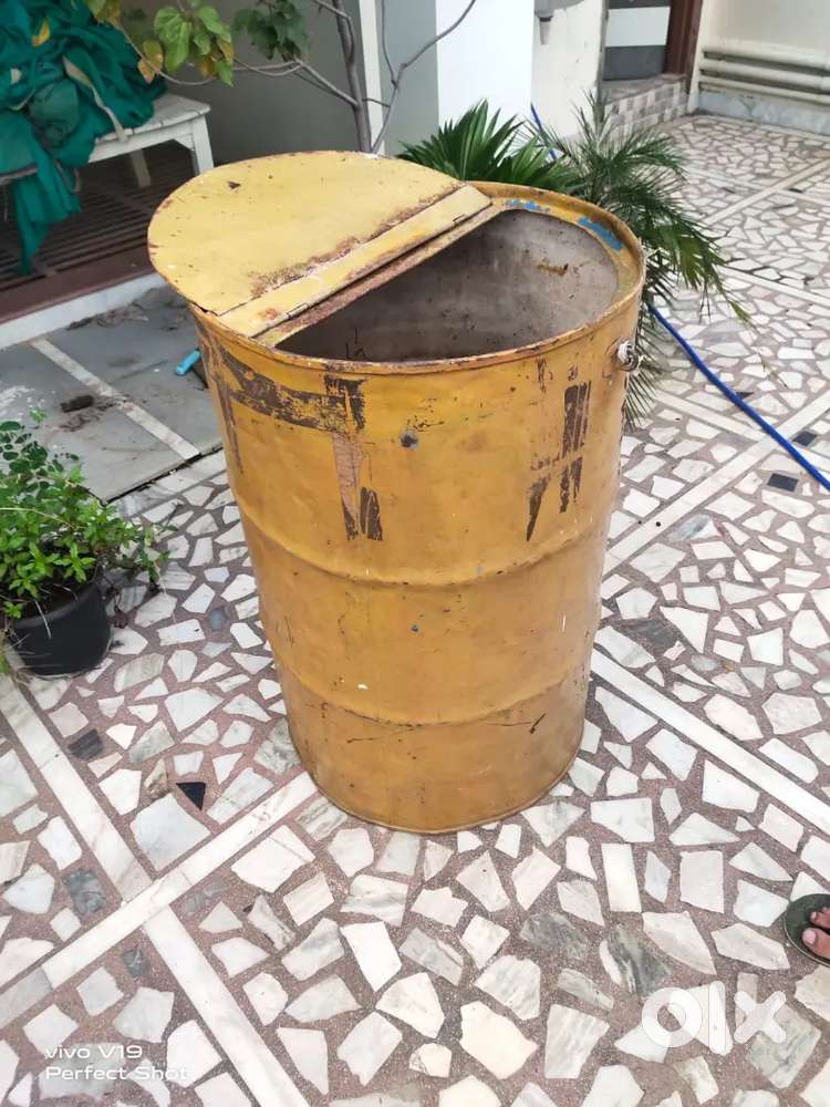 Iron drum for wheat storage