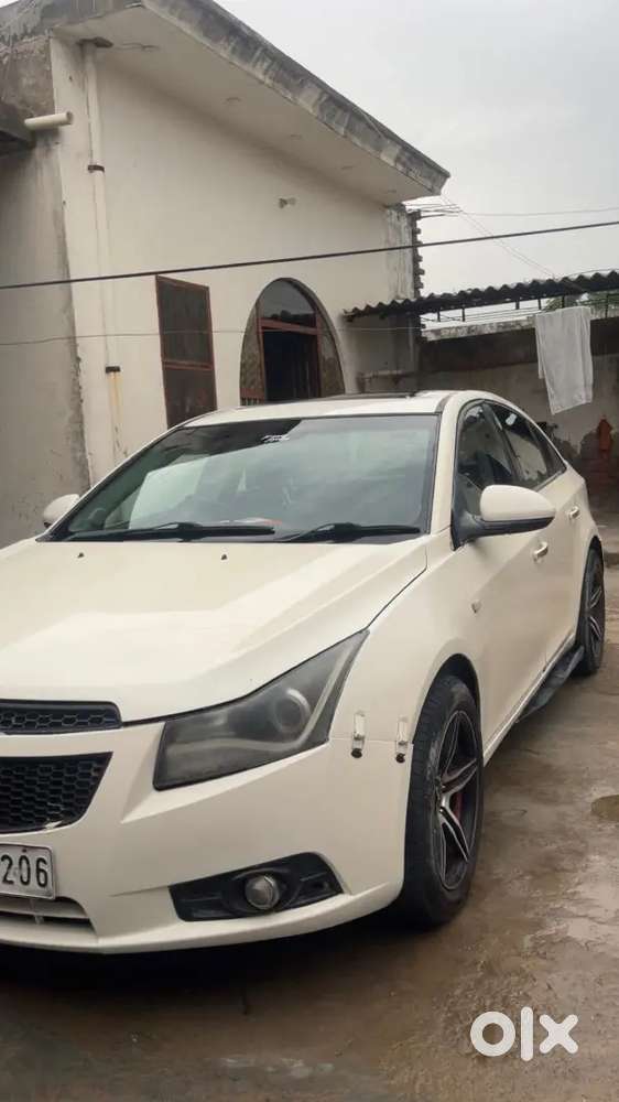 Chevrolet Cruze 2011 Diesel 125000 Km Driven