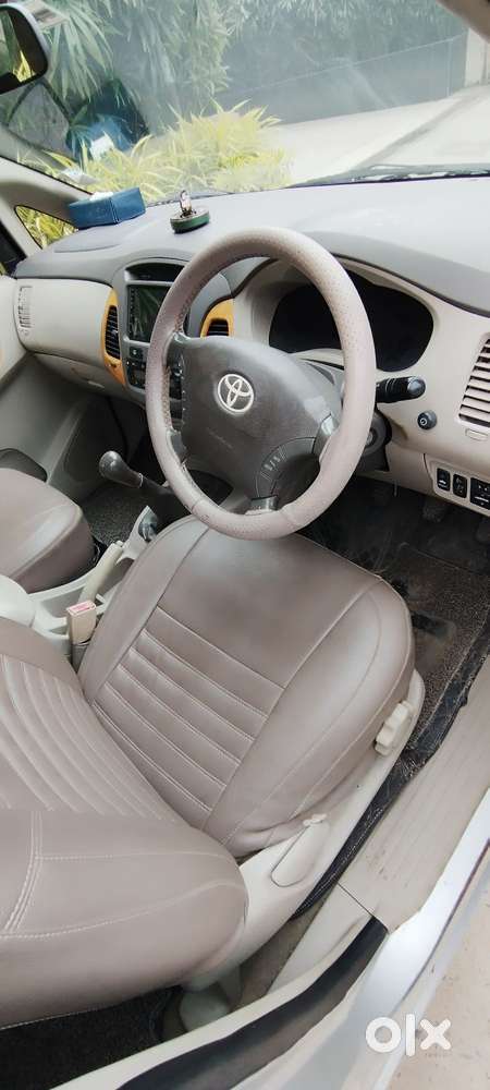 Toyota Innova 2.5 V 7 Str, 2012, Diesel