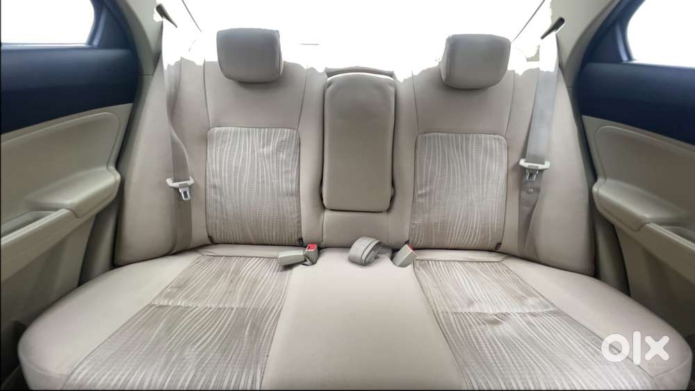 Maruti Suzuki Dzire 1.2 Vxi Amt, 2017, Petrol