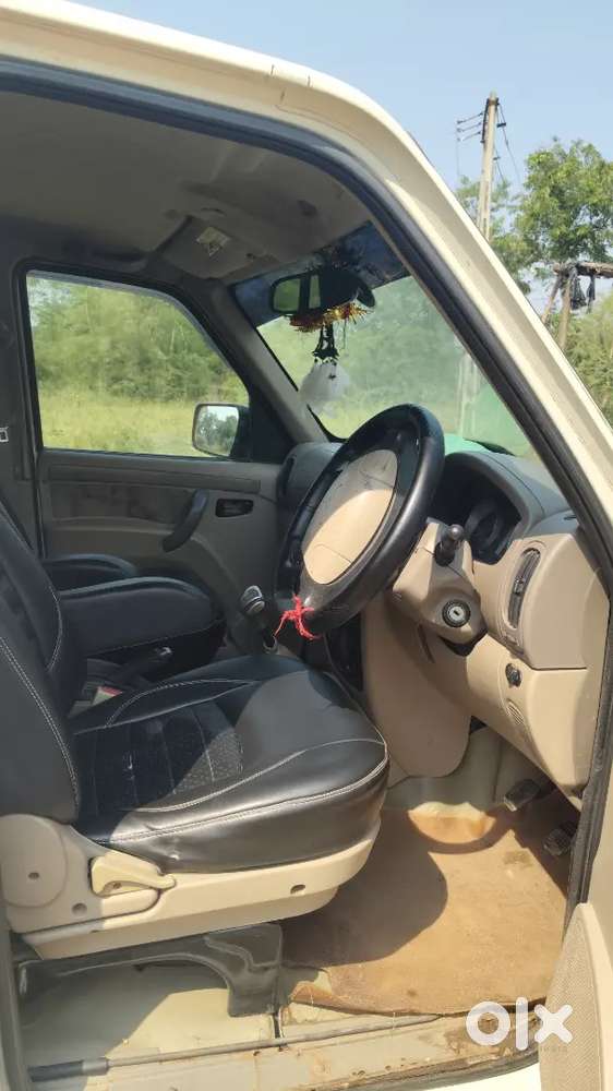 Mahindra Scorpio Vlx 2013