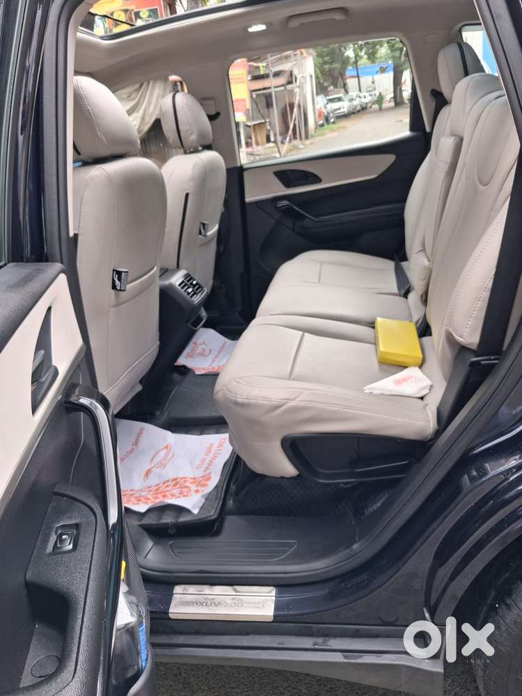 Mahindra Xuv700 2.2 Ax 5 Diesel Mt 7 Str, 2025, Diesel