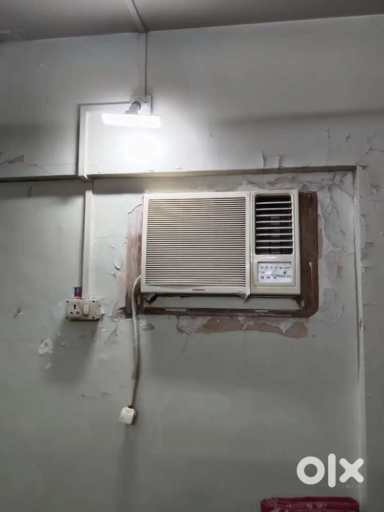 Sale window ac hitachi 1 tone