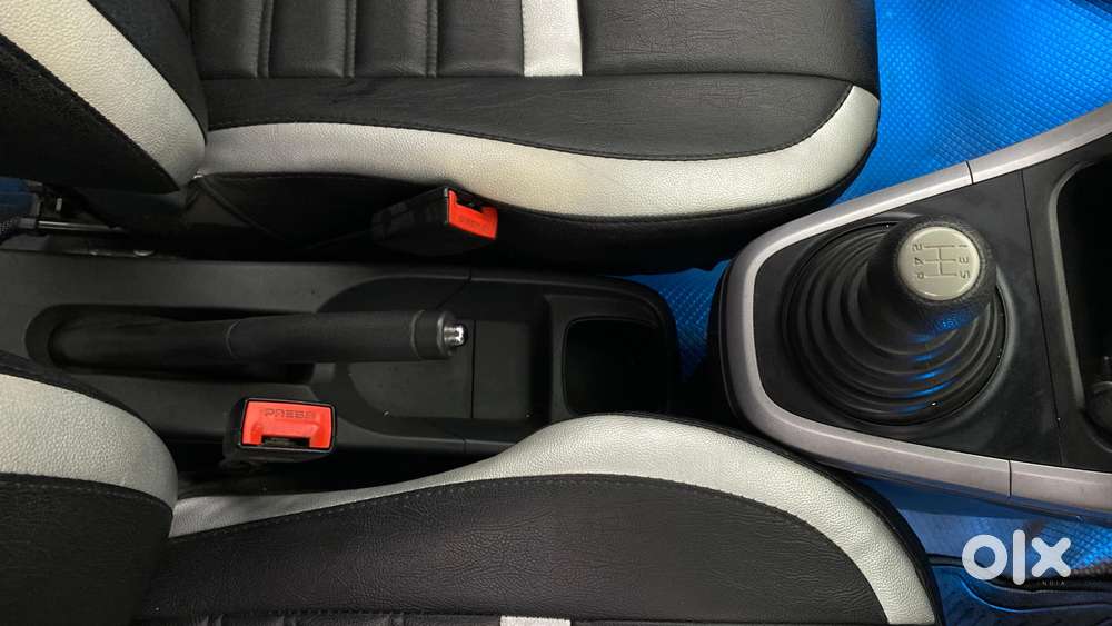 Maruti Suzuki Ritz Vxi, 2014, Petrol