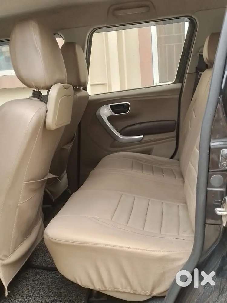 Mahindra Tuv 300 2016 Diesel Automatic