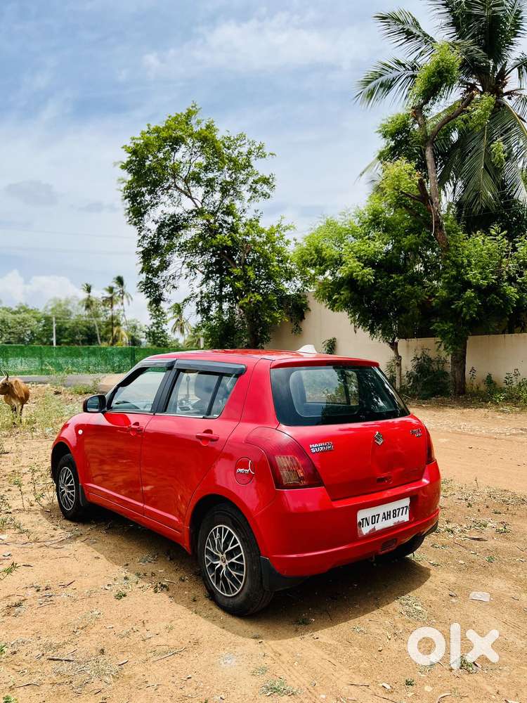 Maruti Suzuki Swift Zxi Bsiii, 2006, Petrol