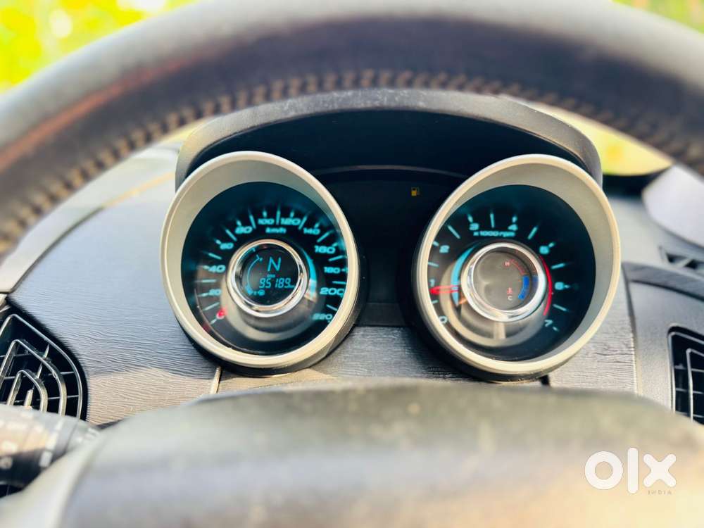 Mahindra Xuv500 W9 At 1.99, 2019, Diesel