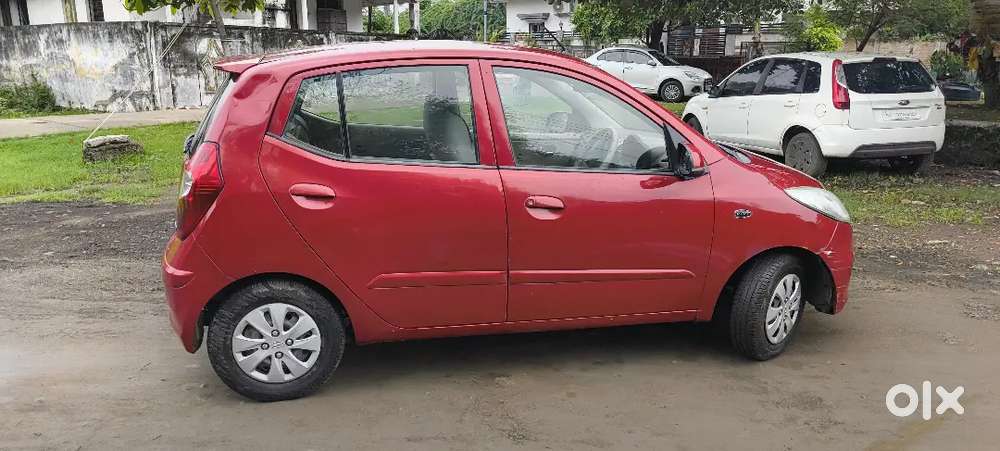 Hyundai I10 2012 Petrol 68000 Km Driven